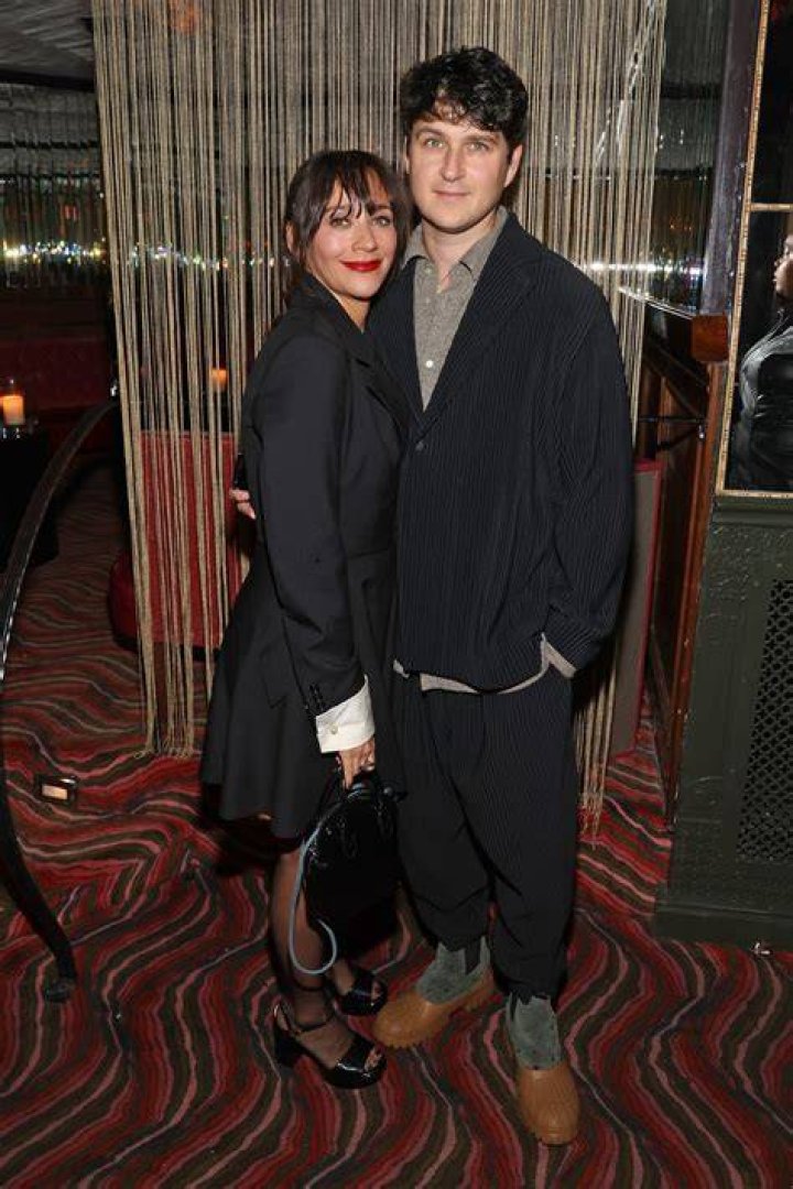 Are Ezra and Rashida still together?