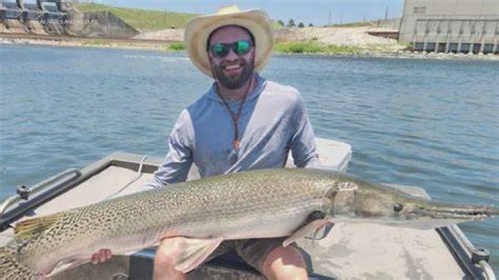 Can you keep alligator gar in Texas?