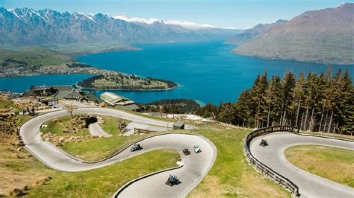 Does Queenstown have a Luge?