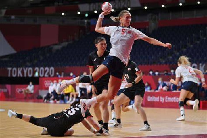 How can I watch handball Olympics in 2021?