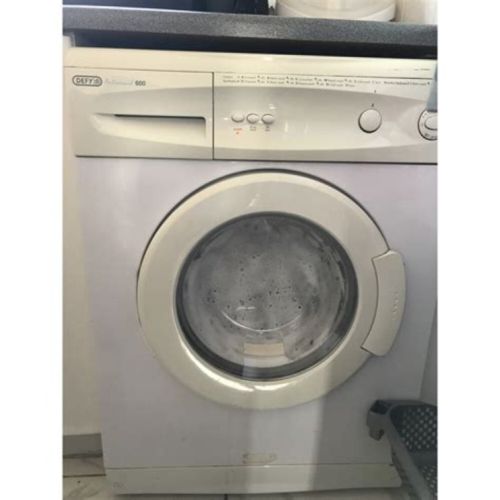 How do you use a defy Automaid 600 washing machine?