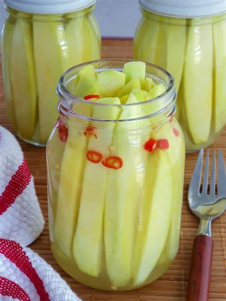 How long can you keep pickled mango?