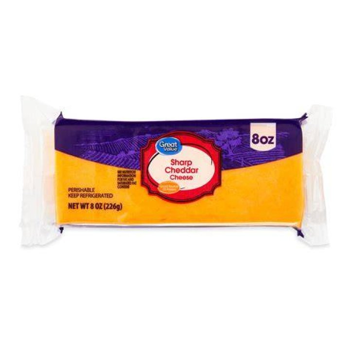 How many cups is a 8 oz block of cheese?