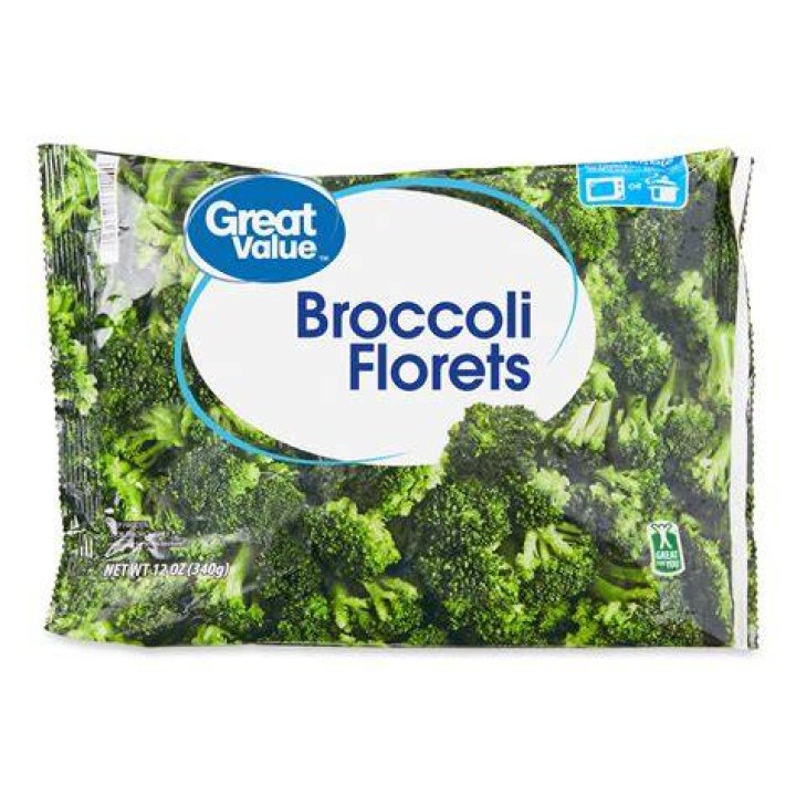 How many grams is 10 ounces of frozen broccoli?