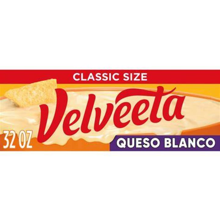 How many servings are in Velveeta Queso?