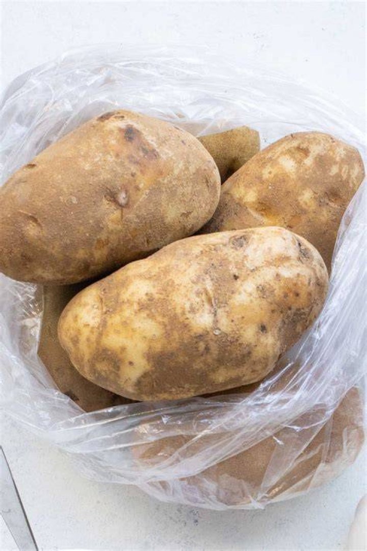 How many Yukon potatoes make a pound?