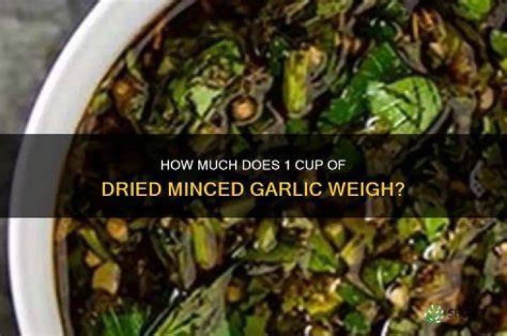 How much does 1 cup of dried fruit weigh?