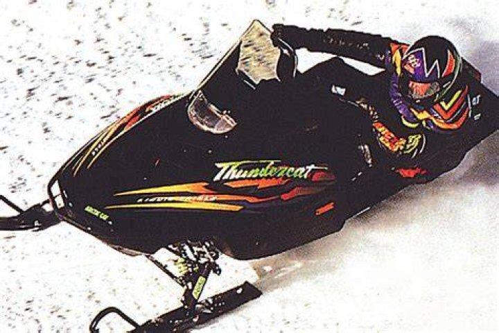 How much horsepower does a Arctic Cat Thundercat 1000 have?