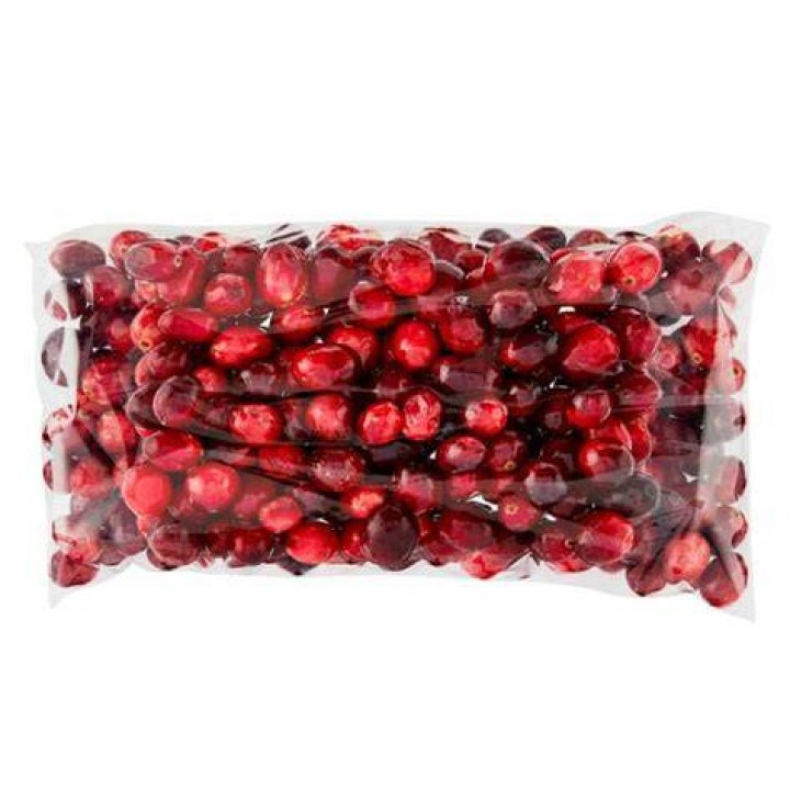 Is 12 oz of cranberries a pound?
