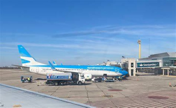 Is Aerolineas a good airline?