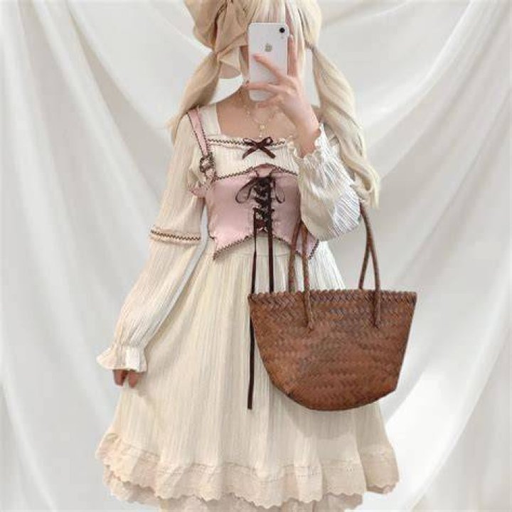 Is Mori Kei Lolita?