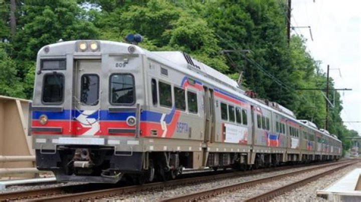 Is parking free at Septa Regional Rail?