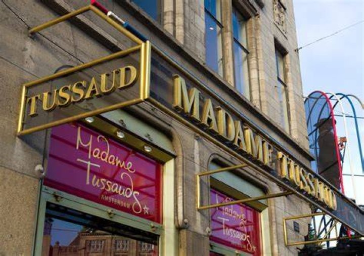 Is there free parking at Madame Tussauds?