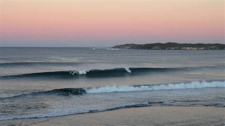 Is there good surf in Perth?