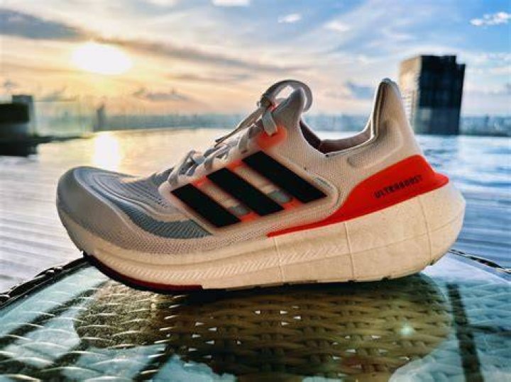 What boost shoe came out in 2015?