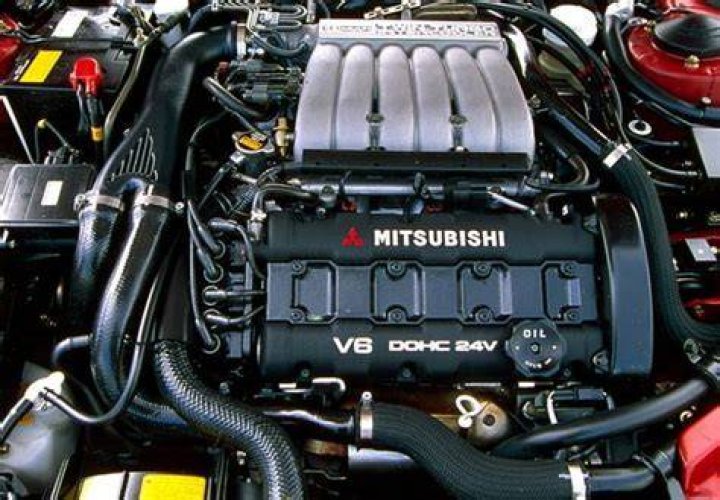 What cars have a 6G72 engine?