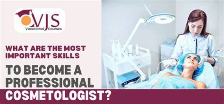 What courses are needed to become a cosmetologist?