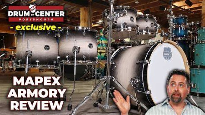 What famous drummers use mapex?