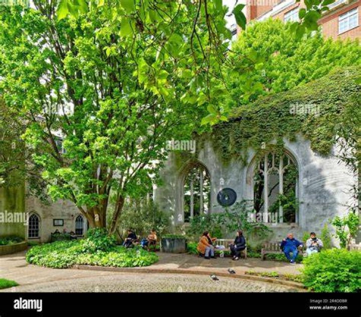 What happened to St dunstans?