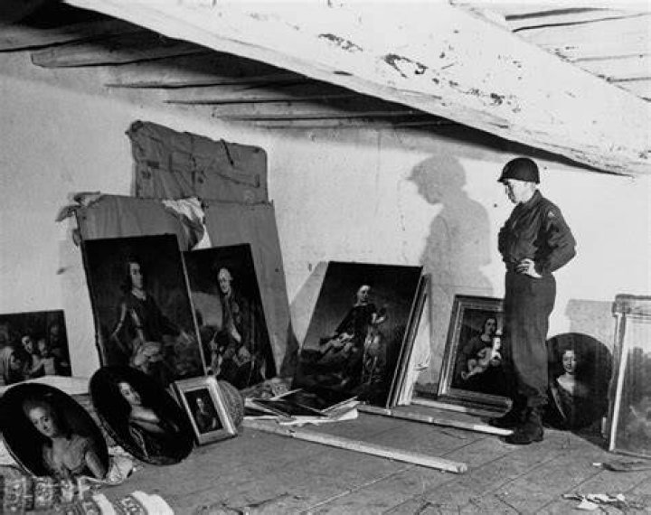 What happened to the stolen art during ww2?