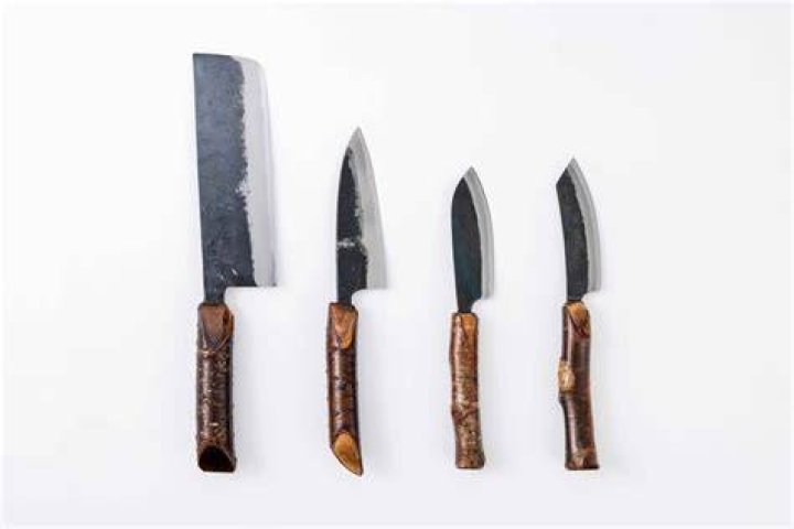 What is Ajikiri knife?