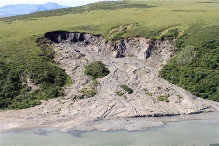 What is mudflow mass wasting?