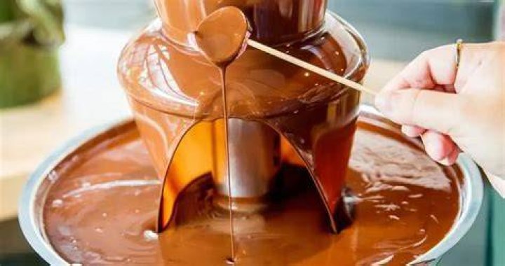 What is the best melting chocolate for fountains?