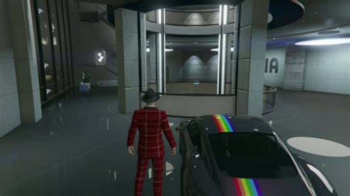What is the biggest garage you can buy in GTA Online?