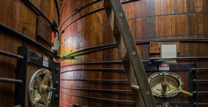 What is the oldest winery in Finger Lakes?