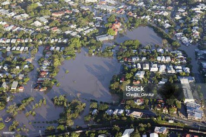 Where did it flood in Brisbane 2011?