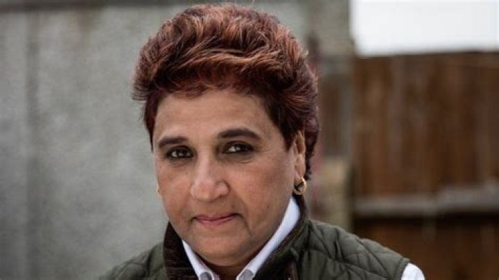 Where did Kiranjit Ahluwalia live?
