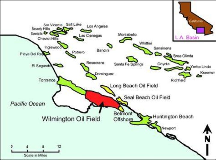 Where is Wilmington oil field located?