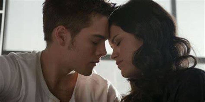 Who does Liam Dunbar end up with?