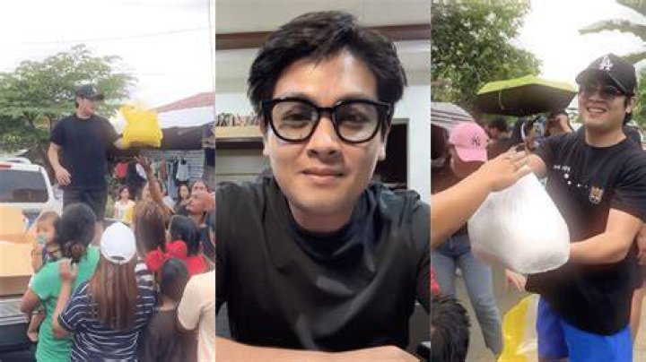 Who is the king of vlogging?