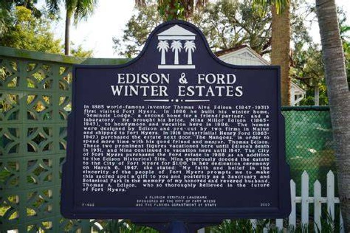 Who owns Edison and Ford Winter Estates?